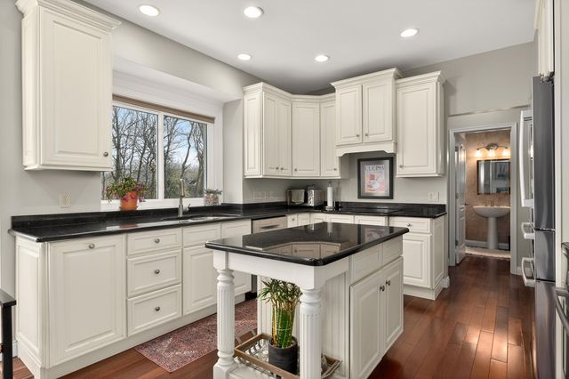 1174 Crosspointe Drive, Hebron, KY 41048