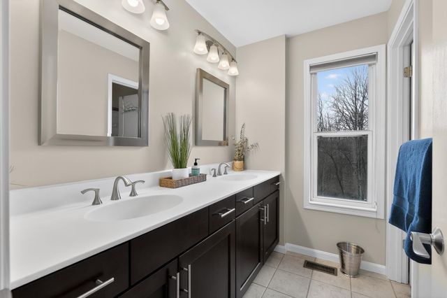 1174 Crosspointe Drive, Hebron, KY 41048