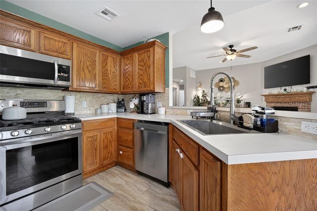 2024 Lakeside Drive, Midwest City, OK 73130