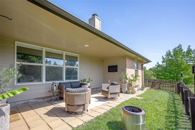 2024 Lakeside Drive, Midwest City, OK 73130