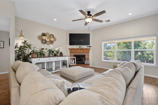 2024 Lakeside Drive, Midwest City, OK 73130