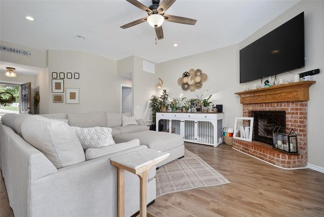 2024 Lakeside Drive, Midwest City, OK 73130