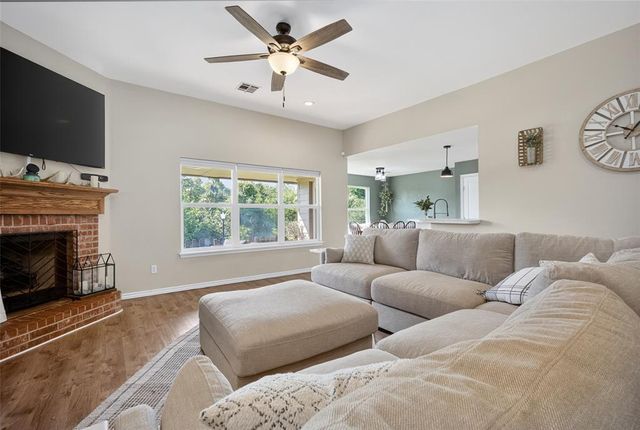2024 Lakeside Drive, Midwest City, OK 73130