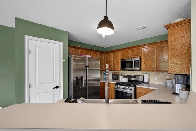 2024 Lakeside Drive, Midwest City, OK 73130