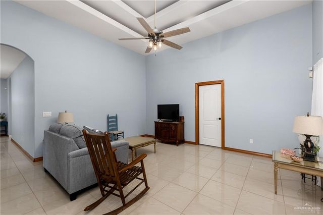 3200 N Cynthia Lane, Mcallen, TX 78501