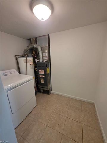 102 Springfield DR, Williamsburg, VA 23185