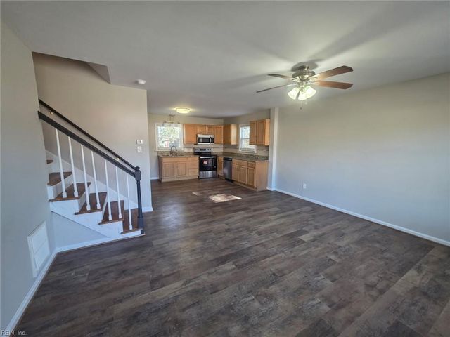 102 Springfield DR, Williamsburg, VA 23185