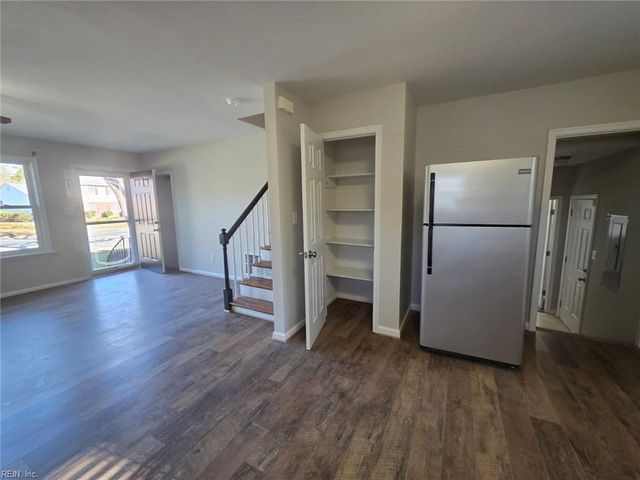 102 Springfield DR, Williamsburg, VA 23185