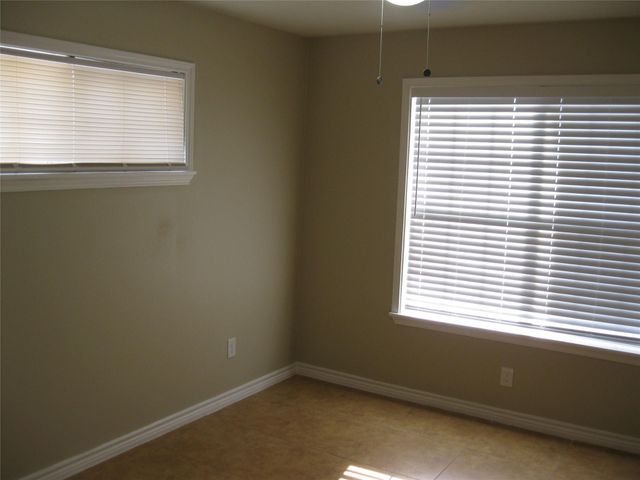 3010 Oakdale Street 4, Houston, TX 77004