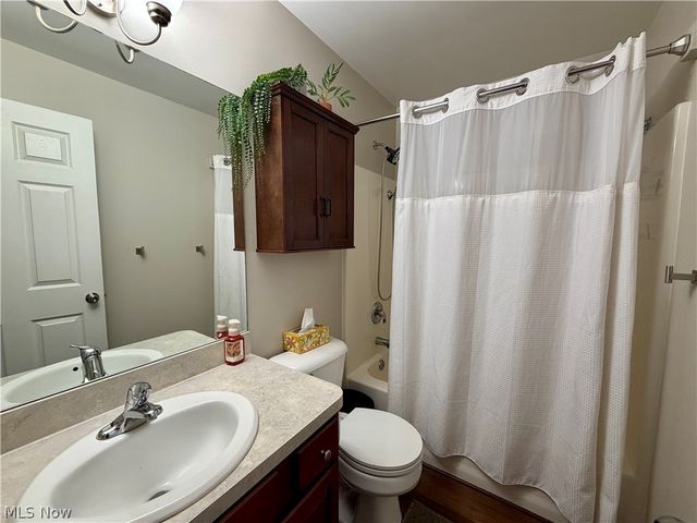 1025 Parsons Road, Grafton, OH 44044