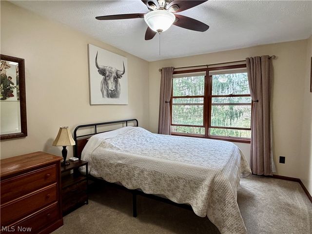 1025 Parsons Road, Grafton, OH 44044