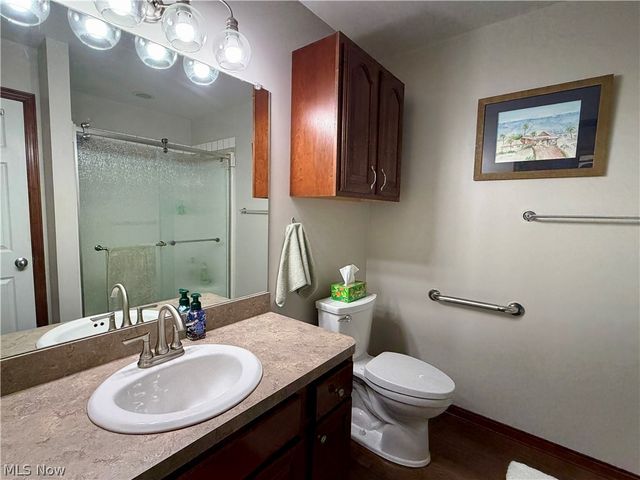 1025 Parsons Road, Grafton, OH 44044