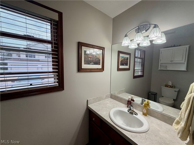 1025 Parsons Road, Grafton, OH 44044