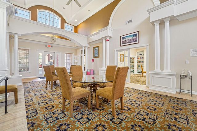 2111 S Welch Street A318, Houston, TX 77019