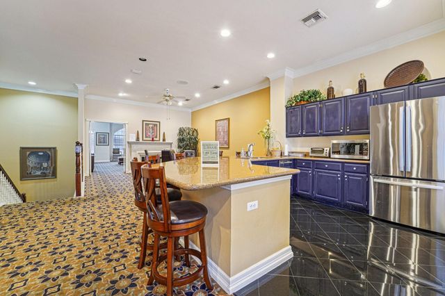 2111 S Welch Street A318, Houston, TX 77019