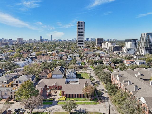 2111 S Welch Street A318, Houston, TX 77019