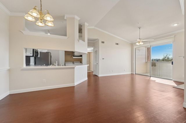 2111 S Welch Street A318, Houston, TX 77019