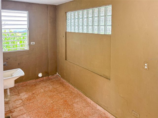 BO BORINQUEN CARR. 763, Caguas, PR 00725