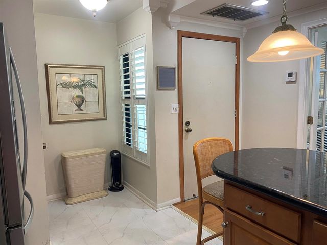 1 Royal Palm Way 201, Boca Raton, FL 33432