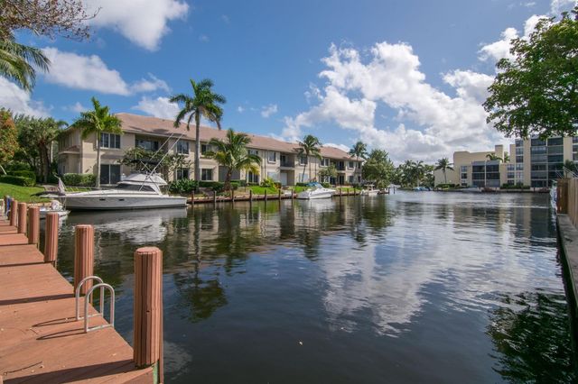 1 Royal Palm Way 201, Boca Raton, FL 33432