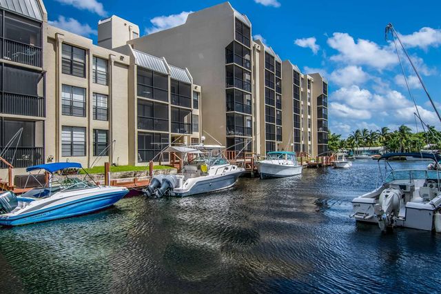 1 Royal Palm Way 201, Boca Raton, FL 33432