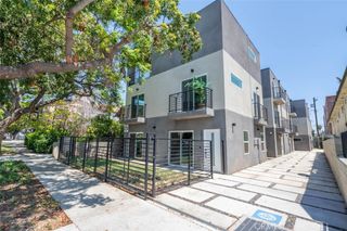 1032 N Oxford, Los Angeles, CA 90029