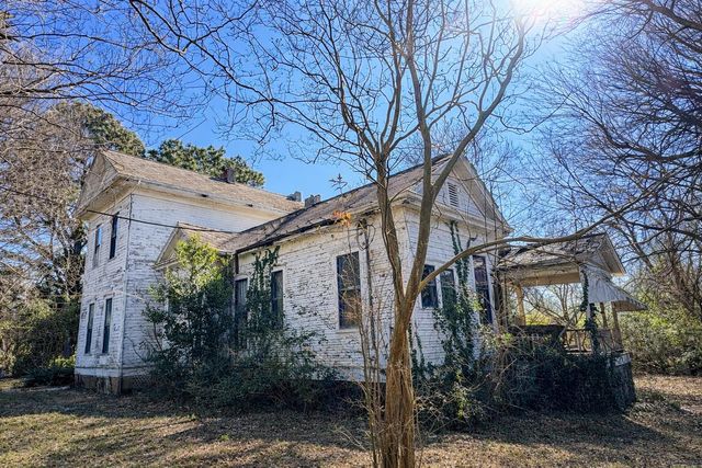 775 N. Lake St, Waskom, TX 75692