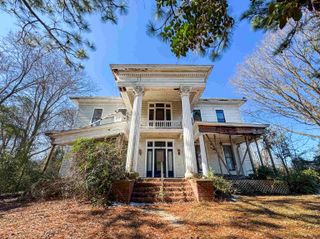 775 N. Lake St, Waskom, TX 75692