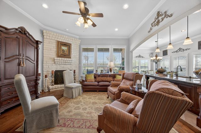 1108 Burkburnett Drive, Weatherford, TX 76087