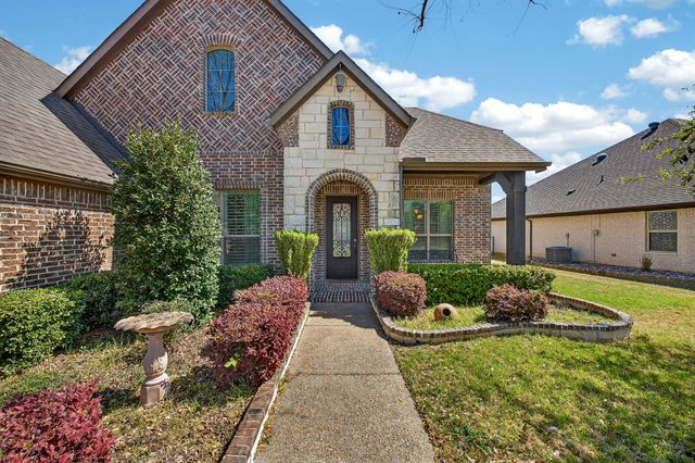 1108 Burkburnett Drive, Weatherford, TX 76087