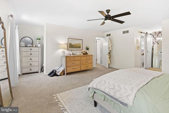 212 GRAYS LN, Lansdale, PA 19446