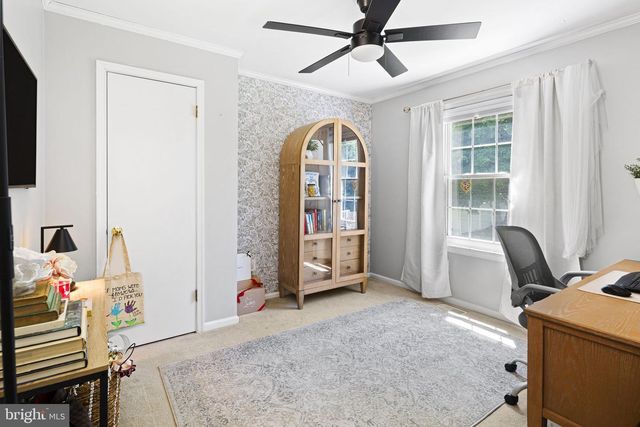 212 GRAYS LN, Lansdale, PA 19446