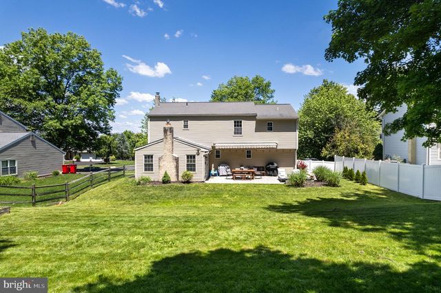 212 GRAYS LN, Lansdale, PA 19446