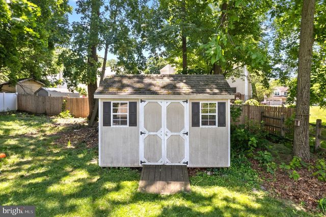 212 GRAYS LN, Lansdale, PA 19446