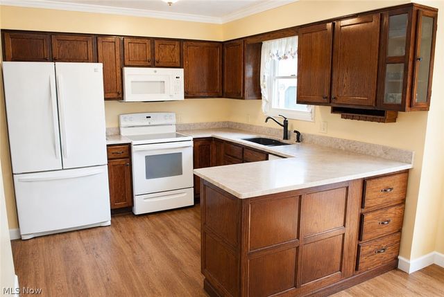 5887 Boxwood Drive, Lorain, OH 44053