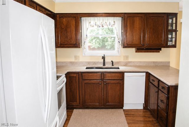 5887 Boxwood Drive, Lorain, OH 44053