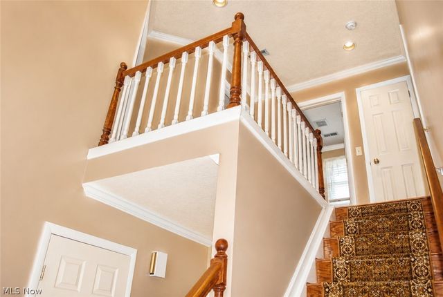 5887 Boxwood Drive, Lorain, OH 44053