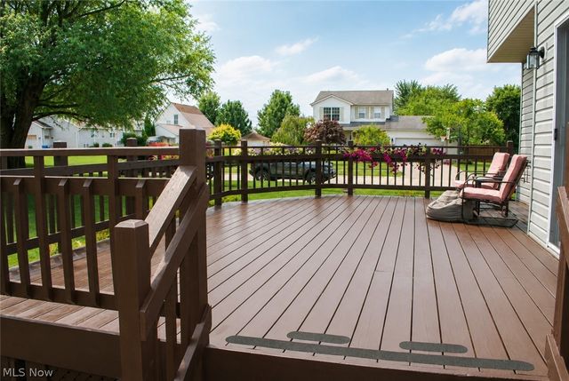 5887 Boxwood Drive, Lorain, OH 44053
