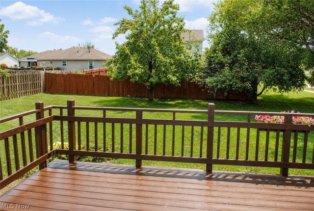 5887 Boxwood Drive, Lorain, OH 44053