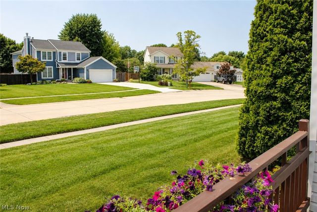 5887 Boxwood Drive, Lorain, OH 44053