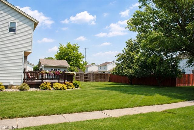 5887 Boxwood Drive, Lorain, OH 44053
