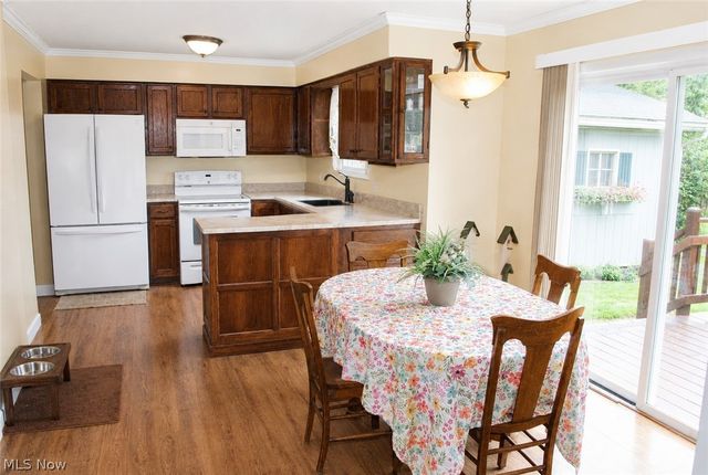 5887 Boxwood Drive, Lorain, OH 44053