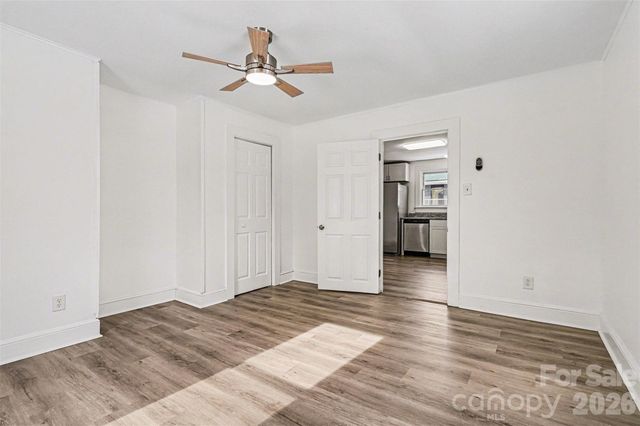 3042 N Oxford Street, Claremont, NC 28610