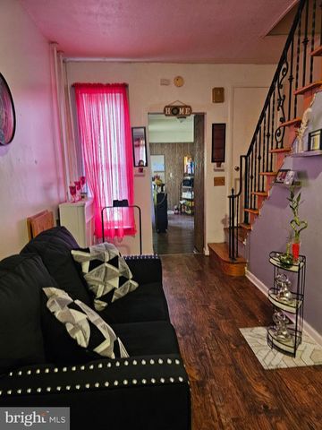 1035 COTTON ST, Reading, PA 19602