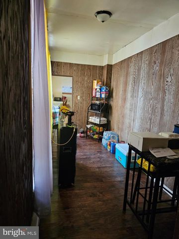 1035 COTTON ST, Reading, PA 19602