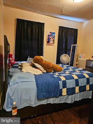 1035 COTTON ST, Reading, PA 19602