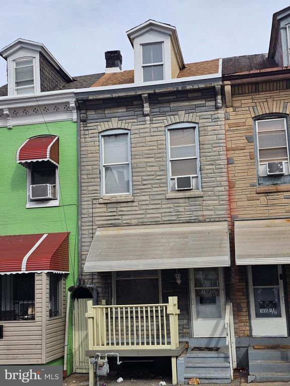 1035 COTTON ST, Reading, PA 19602