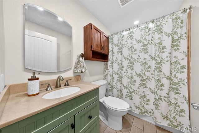 2433 Ridgecrest Drive, Arnold, MO 63010