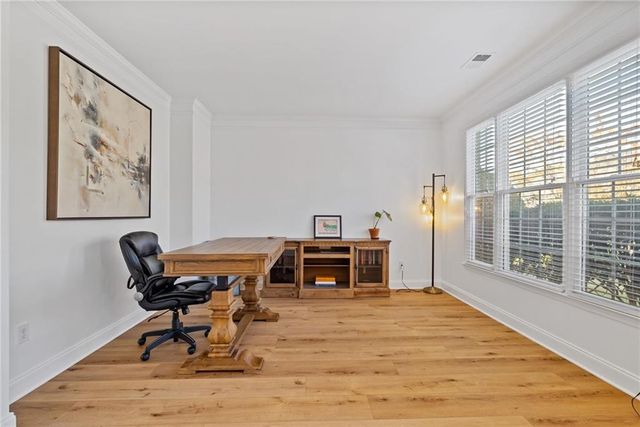 2613 Lakefield Court., Marietta, GA 30064