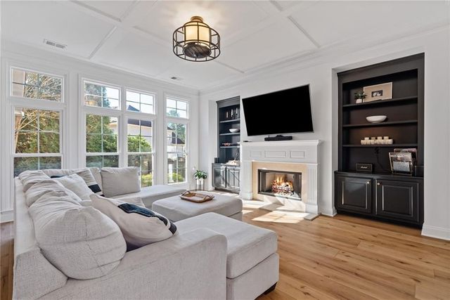 2613 Lakefield Court., Marietta, GA 30064